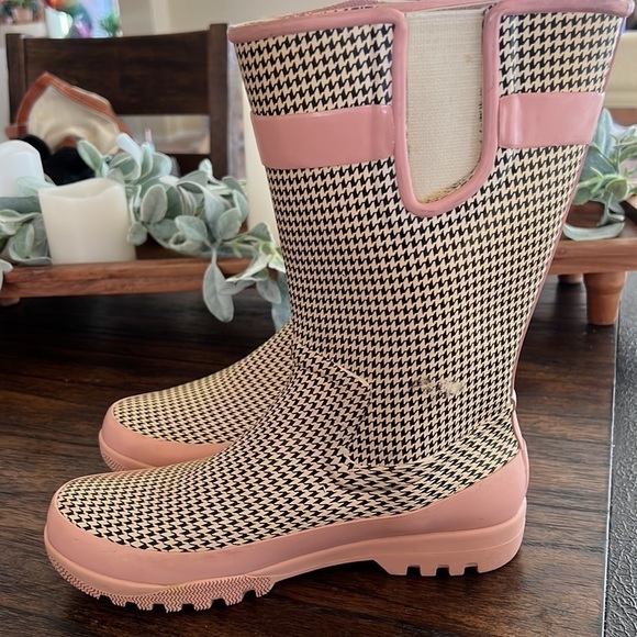 Sperry  high top  rainboots  pink and beige size 7M - Picture 3 of 9